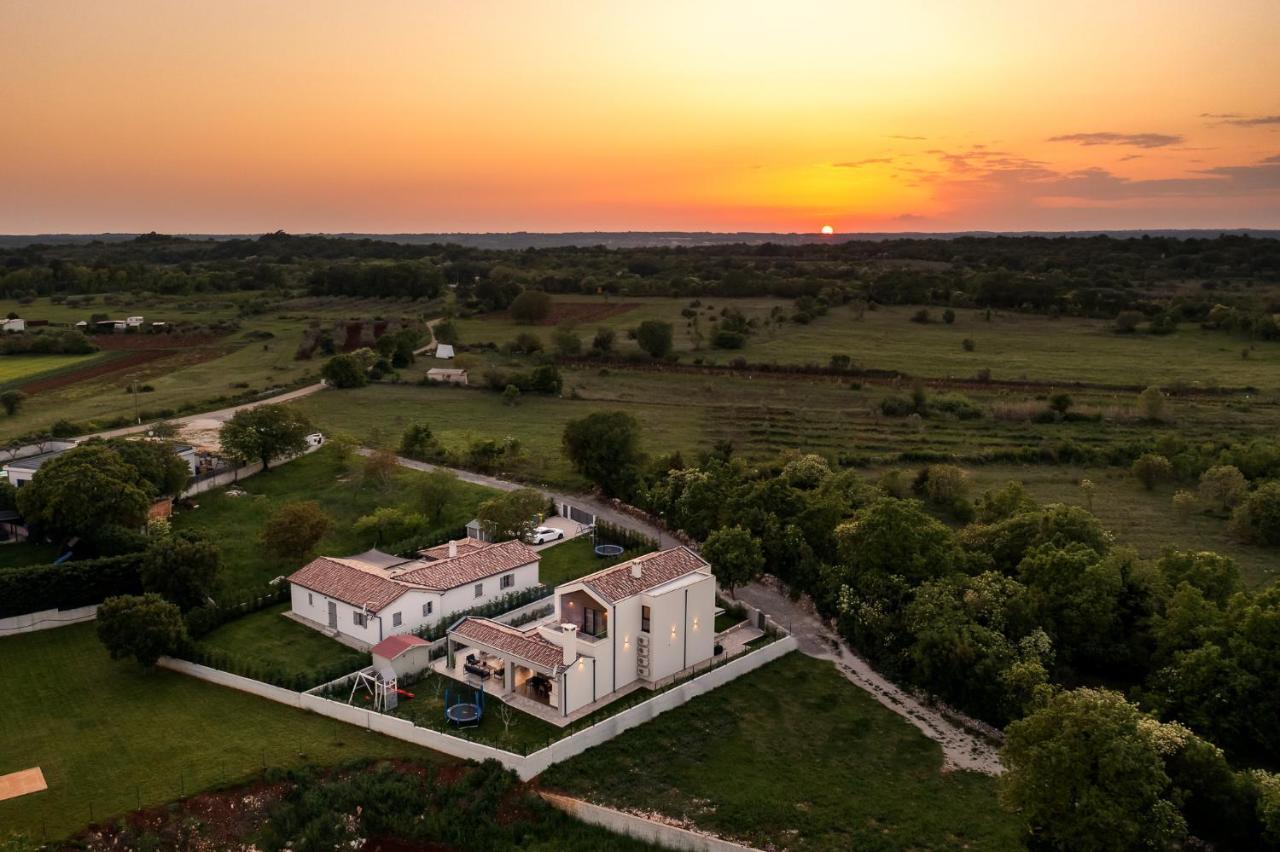 Villa Nobu Mali Vareški Exterior foto