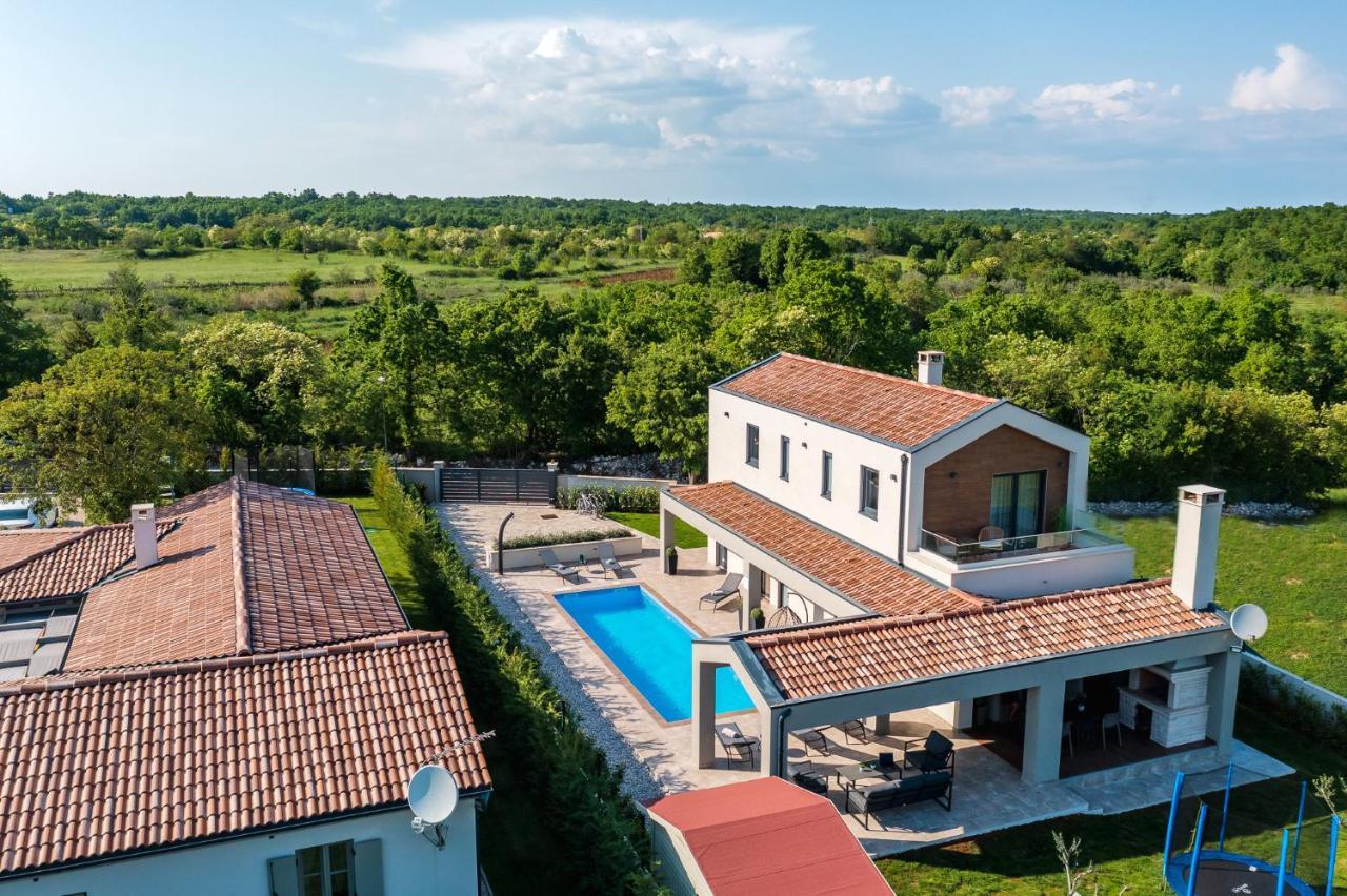 Villa Nobu Mali Vareški Exterior foto